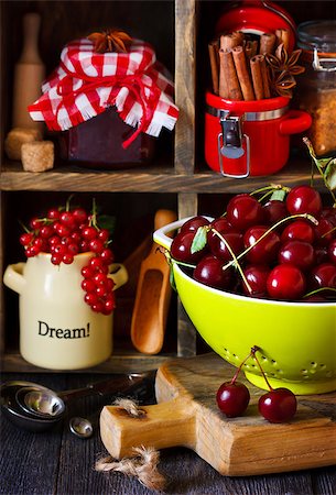 simsearch:400-06639321,k - Fresh berry and food ingredients for cooking jam on an old wooden shelves. Rustic style. Stock Photo - Budget Royalty-Free & Subscription, Code: 400-07675920