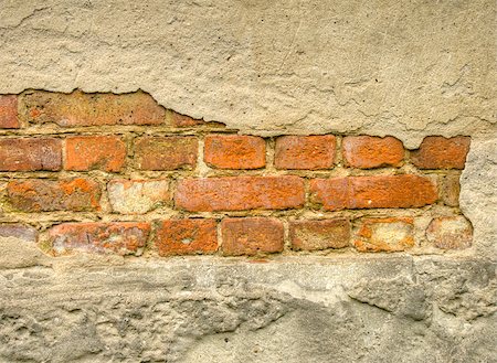 simsearch:400-05236457,k - Cracked concrete wall texture with old bricks. Foto de stock - Super Valor sin royalties y Suscripción, Código: 400-07676297