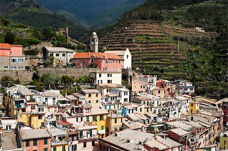 Quaint Village of Vernazza, Cinque Terre. Beautiful colorful homes of Town center. Stock Photo - Budget Royalty-Free & Subscription, Code: 400-07681429