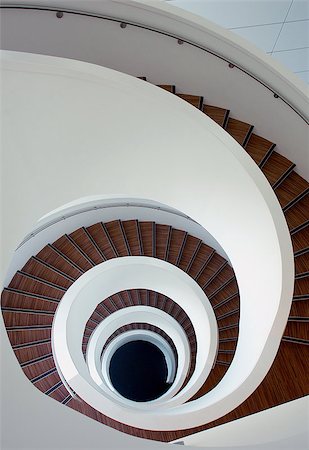 Spiral modern stairs detail pattern Foto de stock - Super Valor sin royalties y Suscripción, Código: 400-07682484