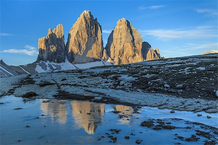 porojnicu (artist) - Tre cime di Lavaredo reflected from a lake, Dolomite Alps, Italy Stock Photo - Budget Royalty-Free & Subscription, Code: 400-07682640