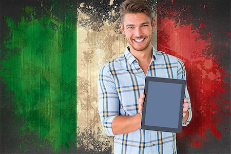 simsearch:400-07683875,k - Young student showing tablet pc against italy flag in grunge effect Foto de stock - Super Valor sin royalties y Suscripción, Código: 400-07683889