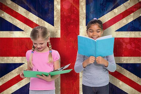 simsearch:400-07683875,k - Elementary pupils reading against union jack flag in grunge effect Foto de stock - Super Valor sin royalties y Suscripción, Código: 400-07683988