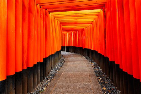 simsearch:400-07771861,k - Fushimi Inari Taisha Shrine in Kyoto City, Japan, shooting at public area Foto de stock - Super Valor sin royalties y Suscripción, Código: 400-07714228