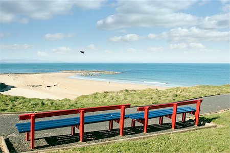 simsearch:400-05684643,k - a beautiful path with benches with views of Ballybunion beach and coast Photographie de stock - Aubaine LD & Abonnement, Code: 400-07716721