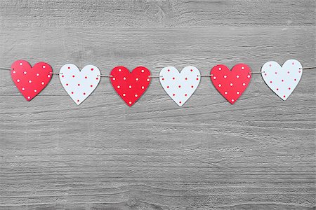 simsearch:400-07954156,k - Valentines Day hearts on vintage wooden background as Valentines Day  symbol Foto de stock - Royalty-Free Super Valor e Assinatura, Número: 400-07717289