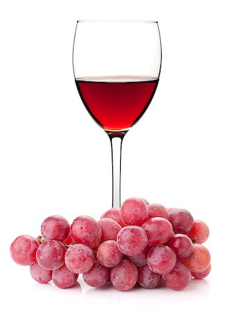 simsearch:400-04919991,k - Rose wine in glass with red grape branch. Isolated on white background Foto de stock - Royalty-Free Super Valor e Assinatura, Número: 400-07719163