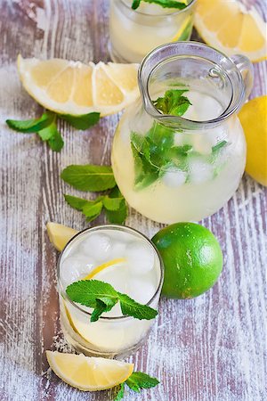 simsearch:400-07715048,k - Mint lemonad in glasses and pitcher. Selective focus. Stock Photo - Budget Royalty-Free & Subscription, Code: 400-07713464
