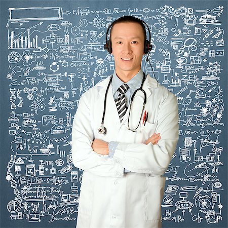 simsearch:400-07216659,k - asian doctor with headphones, lab coat and stethoscope Photographie de stock - Aubaine LD & Abonnement, Code: 400-07720211