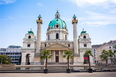 simsearch:400-07745619,k - St. Charles's Church (Karlskirche) in Vienna, Austria Stockbilder - Microstock & Abonnement, Bildnummer: 400-07745617