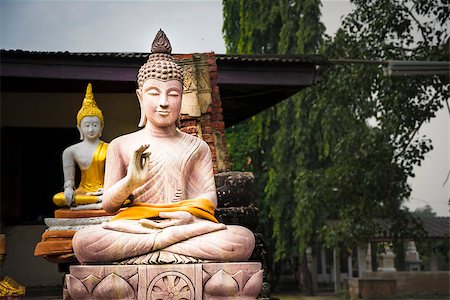 simsearch:400-07749657,k - Buddha statues at Wat Phu Khao Thong temple in Ayutthaya. Thailand. Photographie de stock - Aubaine LD & Abonnement, Code: 400-07746468