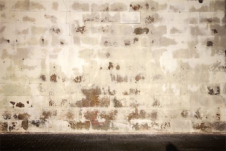simsearch:400-08224001,k - Old tiled wall with a blank white bricks Photographie de stock - Aubaine LD & Abonnement, Code: 400-07749315