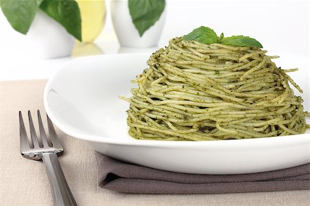 spaghetti pesto - pasta with pesto sauce on white dish Stock Photo - Budget Royalty-Free & Subscription, Code: 400-07754762