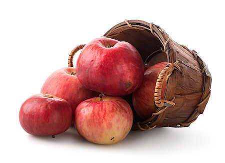 simsearch:400-07932348,k - Apples in a basket isolated on a white background Foto de stock - Super Valor sin royalties y Suscripción, Código: 400-07776547