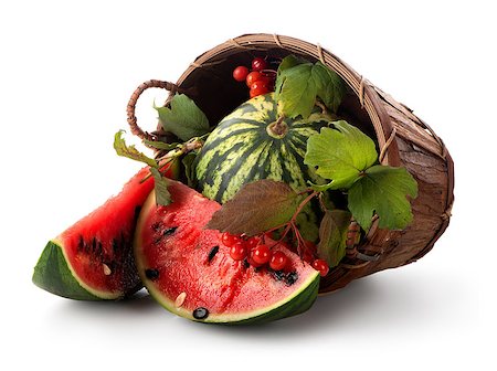 simsearch:400-07932348,k - Watermelon and guelder in a basket isolated on white Foto de stock - Super Valor sin royalties y Suscripción, Código: 400-07772631