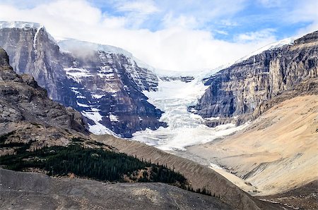 simsearch:400-07569685,k - Landscape view of Columbia glacier in Jasper NP, Canadian Rockies, Canada Stock Photo - Budget Royalty-Free & Subscription, Code: 400-07794084