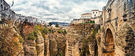 puente nuevo - Panoramic view of the old city of Ronda, the famous white village. Province of Malaga, Andalusia, Spain Photographie de stock - Aubaine LD & Abonnement, Code: 400-07791582