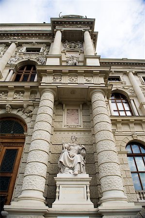 simsearch:400-07773350,k - The Museum of art history facade, Vienna Foto de stock - Super Valor sin royalties y Suscripción, Código: 400-07791995