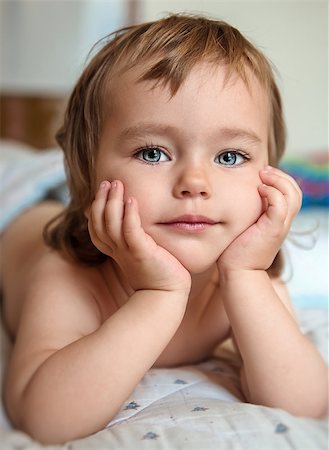 Portrait of adorable baby girl Photographie de stock - Aubaine LD & Abonnement, Code: 400-07793888