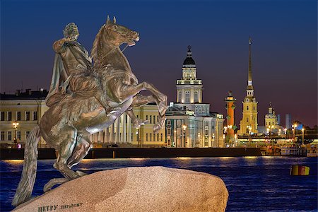 st petersburg night - View of the River Neva and the Palace Bridge in St. Petersburg, Russia Stock Photo - Budget Royalty-Free & Subscription, Code: 400-07816785