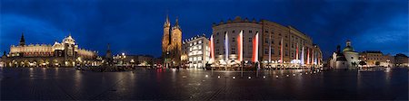 simsearch:6129-09057817,k - Krakow old town main market square panorama at night Stock Photo - Budget Royalty-Free & Subscription, Code: 400-07817529