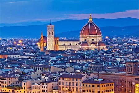 simsearch:400-08794882,k - Image of Florence, Italy during twilight blue hour. Photographie de stock - Aubaine LD & Abonnement, Code: 400-07818409
