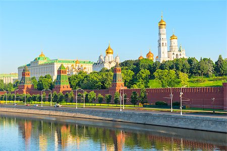 simsearch:400-07299937,k - territory behind the walls of Moscow Kremlin Stock Photo - Budget Royalty-Free & Subscription, Code: 400-07825082