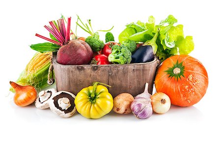 simsearch:400-08375763,k - Fresh vegetables in wooden bucket with leaf lettuce. Isolated on white background Stock Photo - Budget Royalty-Free & Subscription, Code: 400-07827116