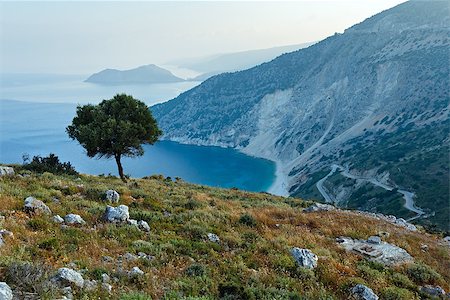 Road to Myrtos Beach. Top morning view.  (Greece,  Kefalonia). Foto de stock - Super Valor sin royalties y Suscripción, Código: 400-07822371