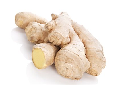 simsearch:400-04864980,k - Ginger isolated on white background. Culinary healthy cooking. Photographie de stock - Aubaine LD & Abonnement, Code: 400-07822640