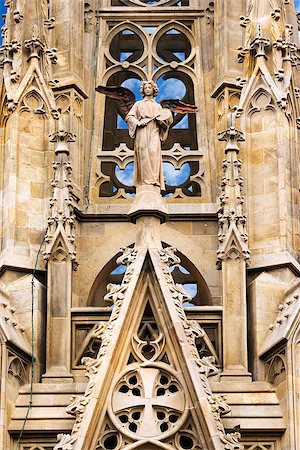 Detail of Cathedral of the Holy Cross and Saint Eulalia (Catedral de la Santa Cruz y Santa Eulalia) in Barcelona, Catalonia, Spain - 13th, 15th centuries Photographie de stock - Aubaine LD & Abonnement, Code: 400-07836991