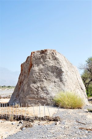 simsearch:400-07837352,k - Image of the famous Colemans Rock in Oman Stock Photo - Budget Royalty-Free & Subscription, Code: 400-07837328