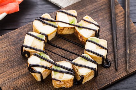 sushi dessert - Sweet roll with fruits and cream cheese inside Stock Photo - Budget Royalty-Free & Subscription, Code: 400-07833551