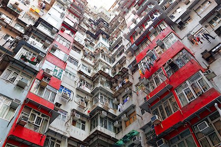 Old apartments in Hong Kong at day Photographie de stock - Aubaine LD & Abonnement, Code: 400-07898613