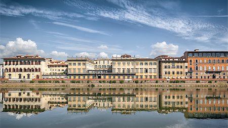 simsearch:400-05881748,k - A panoramic image of the beautiful Florence in Italy Photographie de stock - Aubaine LD & Abonnement, Code: 400-07898949