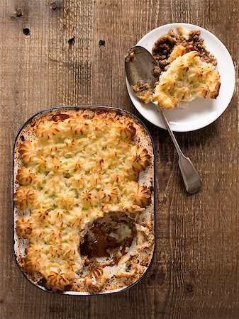 english pie - close up of rustic traditional british shepard pie Stock Photo - Budget Royalty-Free & Subscription, Code: 400-07899403