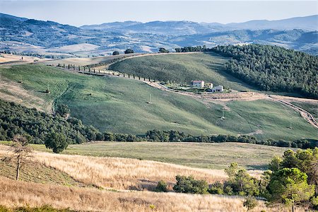 simsearch:400-07296321,k - A beautiful landscape near Pienza Tuscany Italy Foto de stock - Super Valor sin royalties y Suscripción, Código: 400-07899793