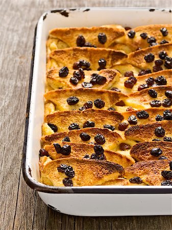 close up of rustic traditional british bread and butter pudding Stock Photo - Budget Royalty-Free & Subscription, Code: 400-07893381