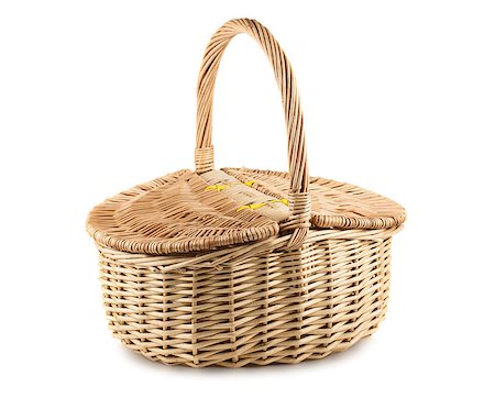 simsearch:400-05194830,k - Picnic wicker basket with lid isolated on white background Stockbilder - Microstock & Abonnement, Bildnummer: 400-07904241