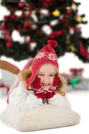 simsearch:400-07902186,k - Festive little girl in hat and scarf on white background Foto de stock - Super Valor sin royalties y Suscripción, Código: 400-07902169