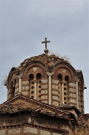 simsearch:400-04493841,k - Detail of byzantine church dome exterior with arched windows. Ancient agora of Athens, Greece. Stock Photo - Budget Royalty-Free & Subscription, Code: 400-07903272