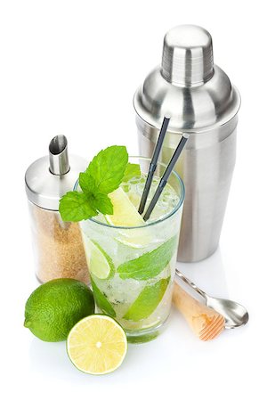 simsearch:400-07925229,k - Fresh mojito cocktail and bar utensils. Isolated on white background Stock Photo - Budget Royalty-Free & Subscription, Code: 400-07915178