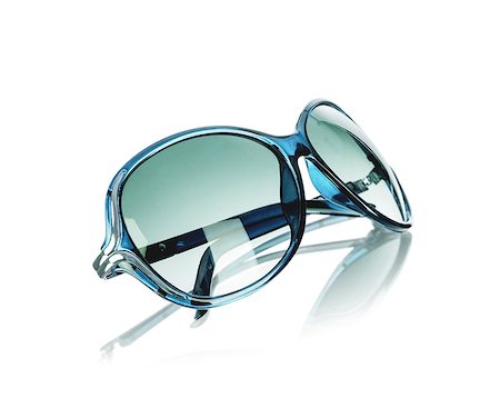 simsearch:400-04855630,k - Stylish female sunglasses isolated on white background cutout Foto de stock - Royalty-Free Super Valor e Assinatura, Número: 400-07916047