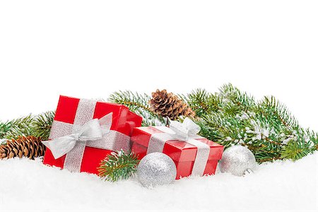 simsearch:400-07921368,k - Christmas gift boxes and snow fir tree. Isolated on white background with copy space Stock Photo - Budget Royalty-Free & Subscription, Code: 400-07917413