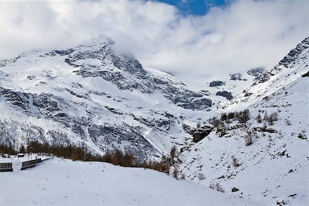 Alpine panorama near Alp Grum railway station Stock Photo - Budget Royalty-Free & Subscription, Code: 400-07917531