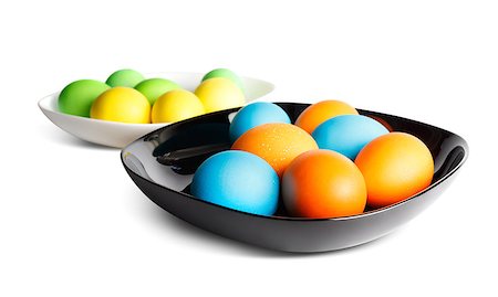 simsearch:400-07921731,k - Colorful easter eggs on a black and white plates. Shallow depth of field. Stock Photo - Budget Royalty-Free & Subscription, Code: 400-07921731