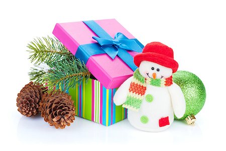 simsearch:400-07933751,k - Christmas gift box, decor and snowman toy. Isolated on white background Photographie de stock - Aubaine LD & Abonnement, Code: 400-07922839