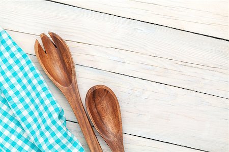 simsearch:400-07331603,k - Kitchen utensil over white wooden table background. View from above with copy space Foto de stock - Super Valor sin royalties y Suscripción, Código: 400-07922869