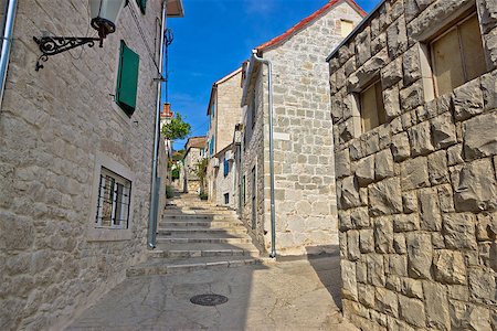 simsearch:400-05728180,k - Split old historic stone street, Dalmatia, Croatia Stockbilder - Microstock & Abonnement, Bildnummer: 400-07923230