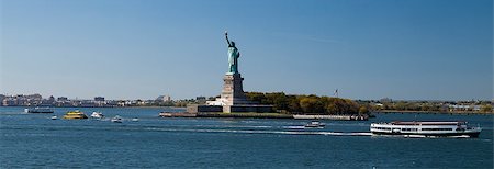 simsearch:400-06456471,k - The Statue of Liberty on Liberty Island at New York City Photographie de stock - Aubaine LD & Abonnement, Code: 400-07923518